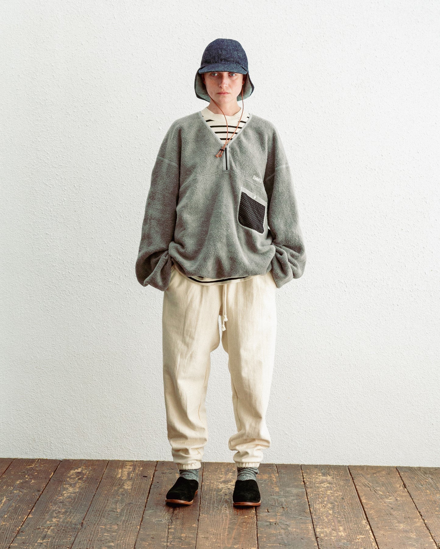 BASQUE CREWNECK LS TEE
