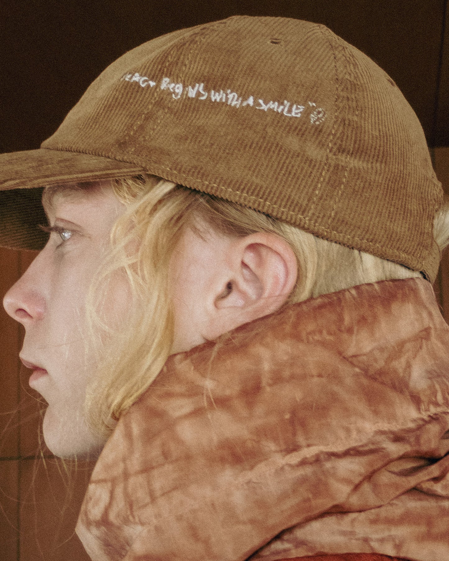 EMBROIDERED CAP