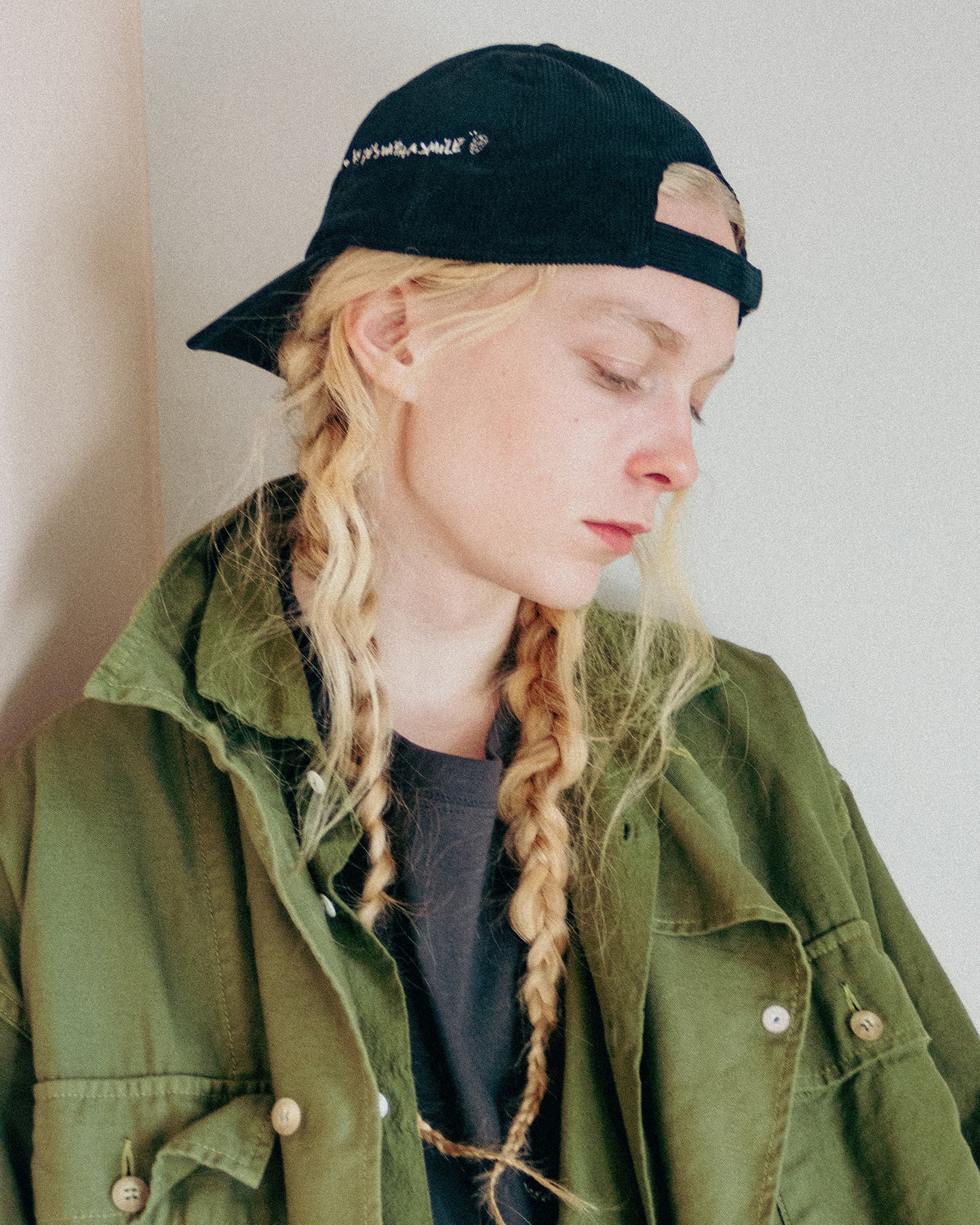 EMBROIDERED CAP