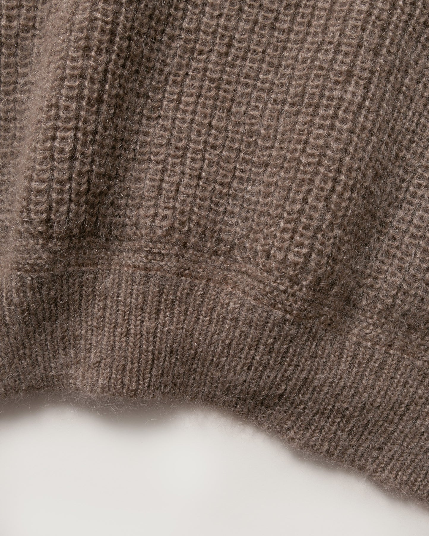 KID MOHAIR SWEATER
