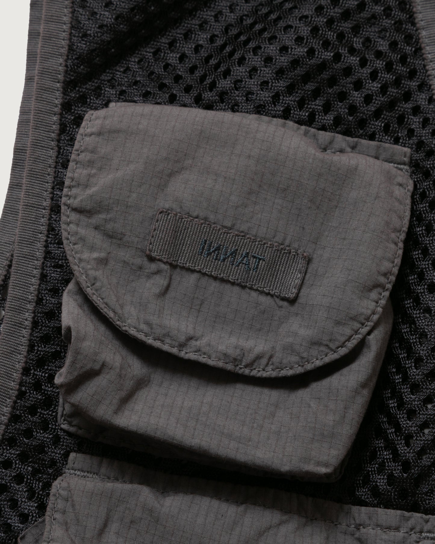MESH VEST