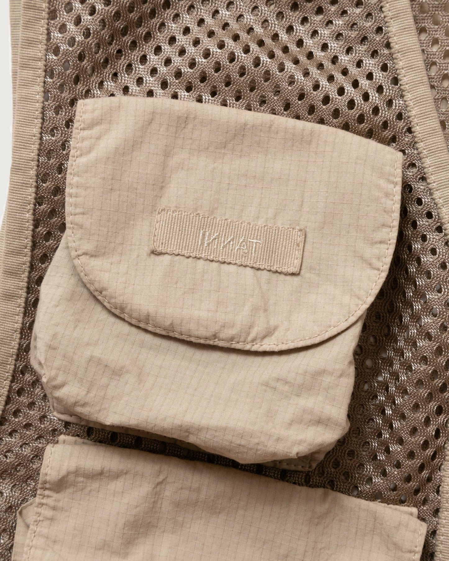 MESH VEST