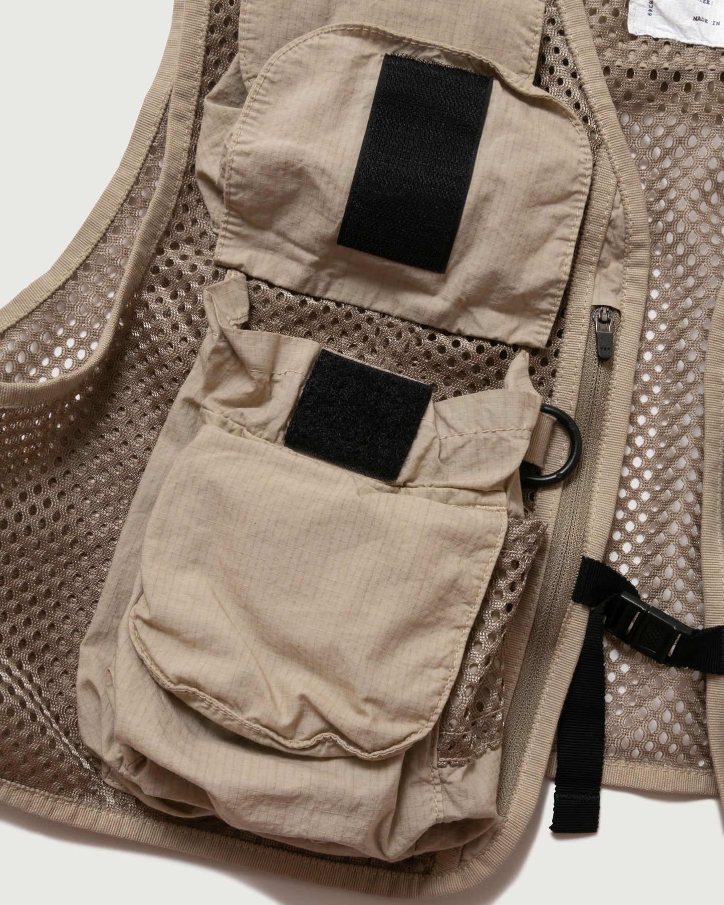 MESH VEST