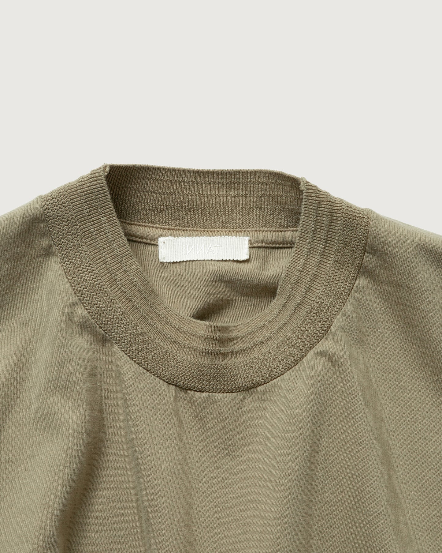 SS TEE