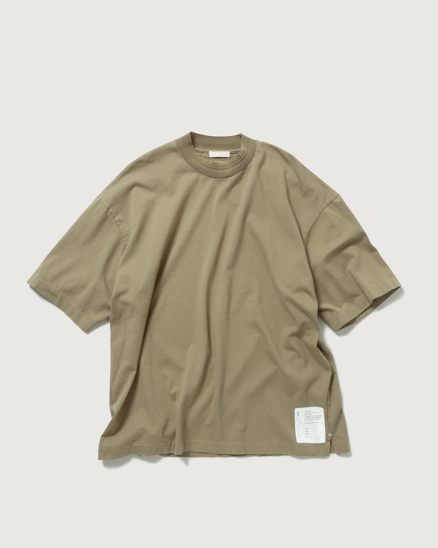 SS TEE
