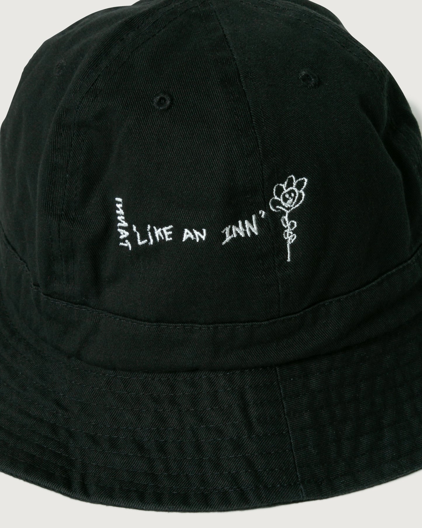 EMBROIDERED METRO HAT