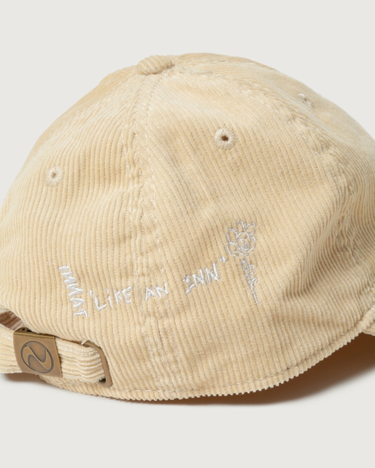EMBROIDERED CAP
