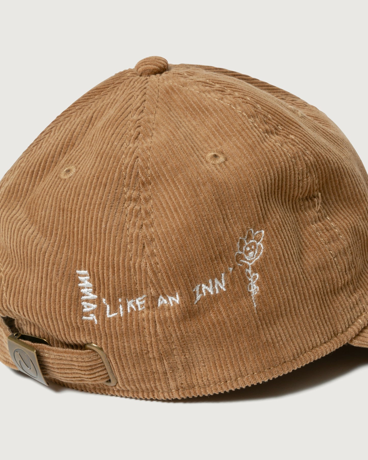EMBROIDERED CAP