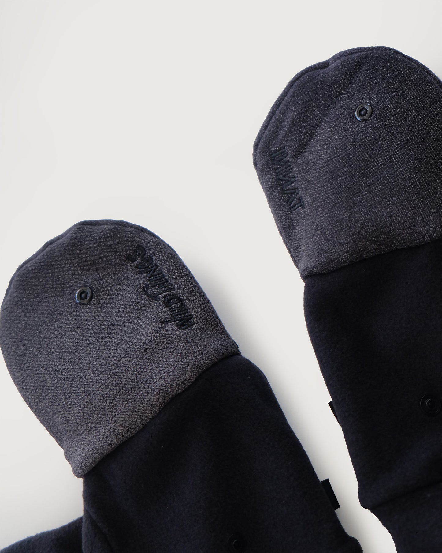 PIGMENT PRINT WASH POLARTEC MITTEN