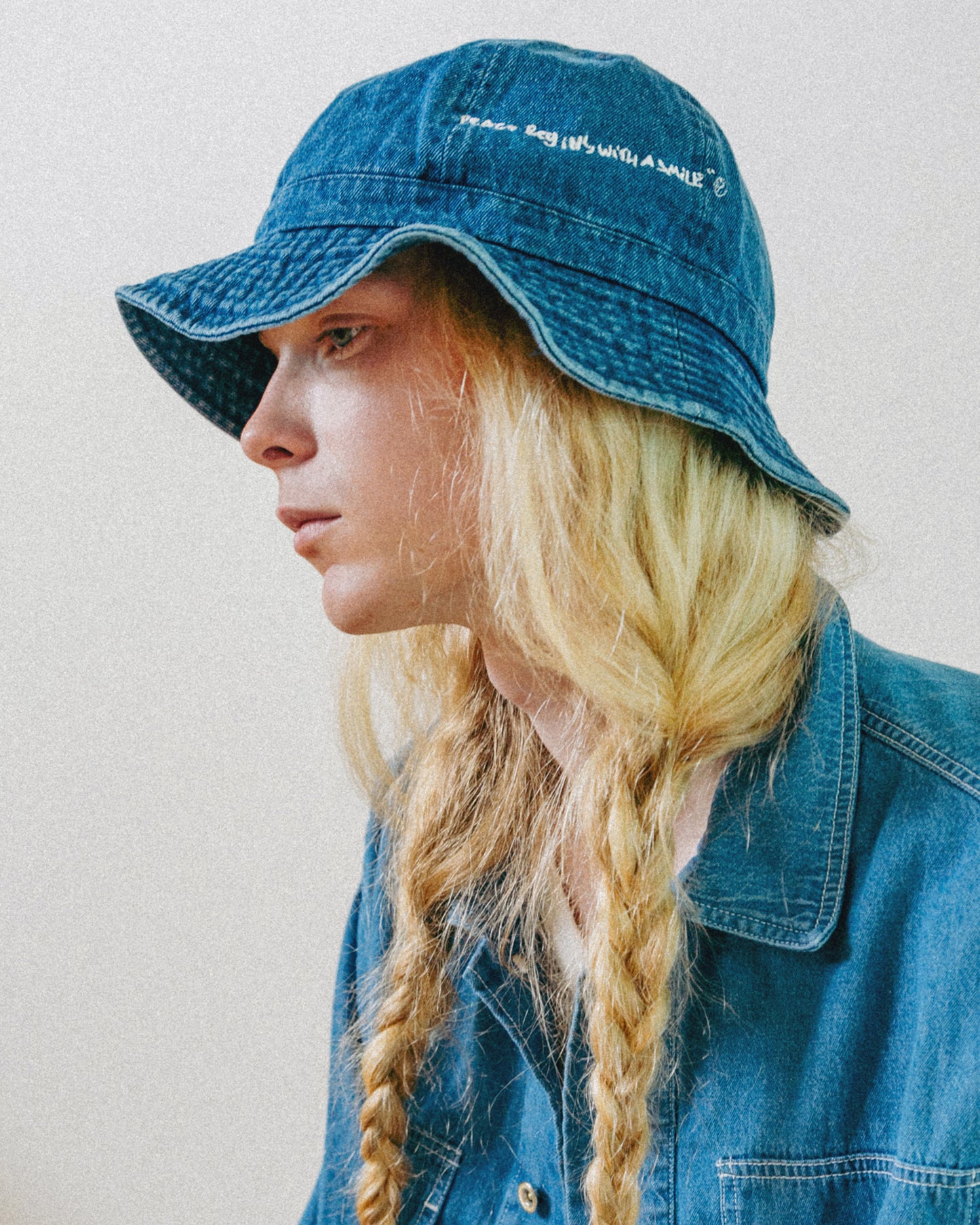 EMBROIDERED METRO HAT