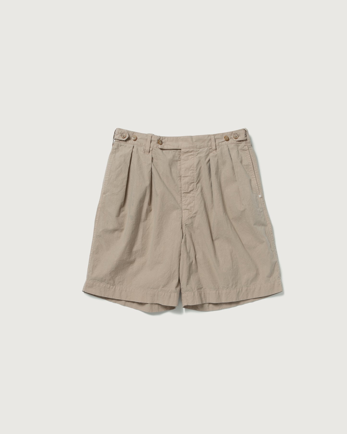2 TUCK SHORTS