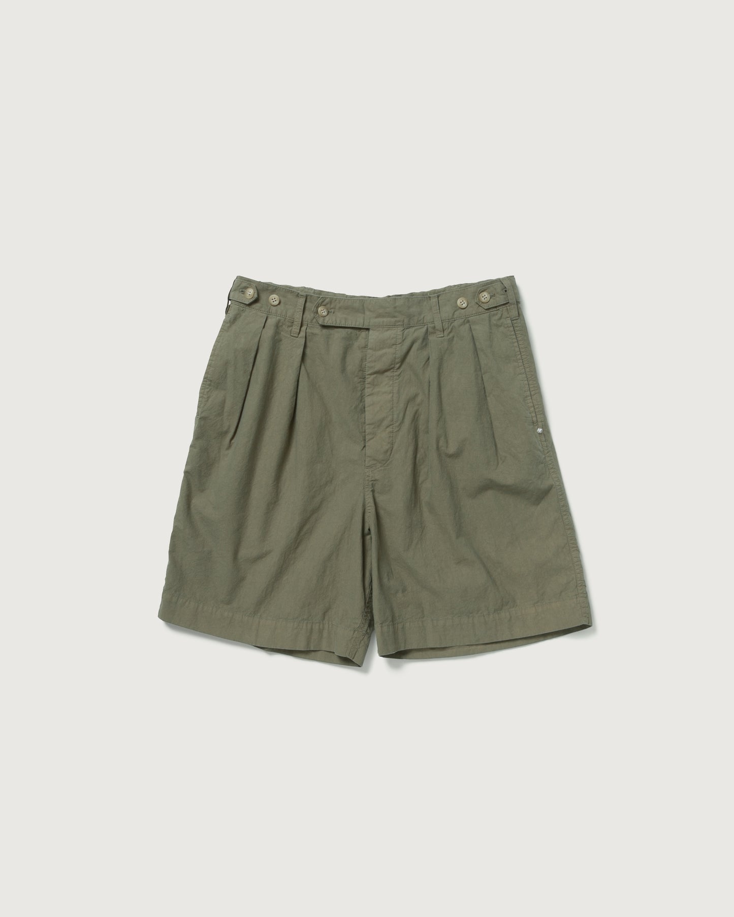2 TUCK SHORTS