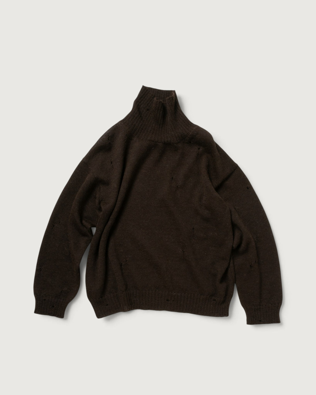 TURTLENECK SWEATER