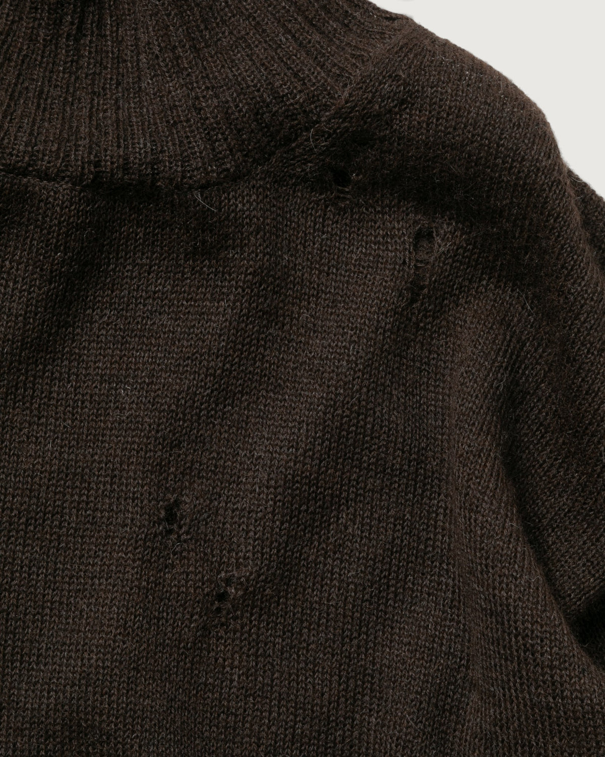 TURTLENECK SWEATER